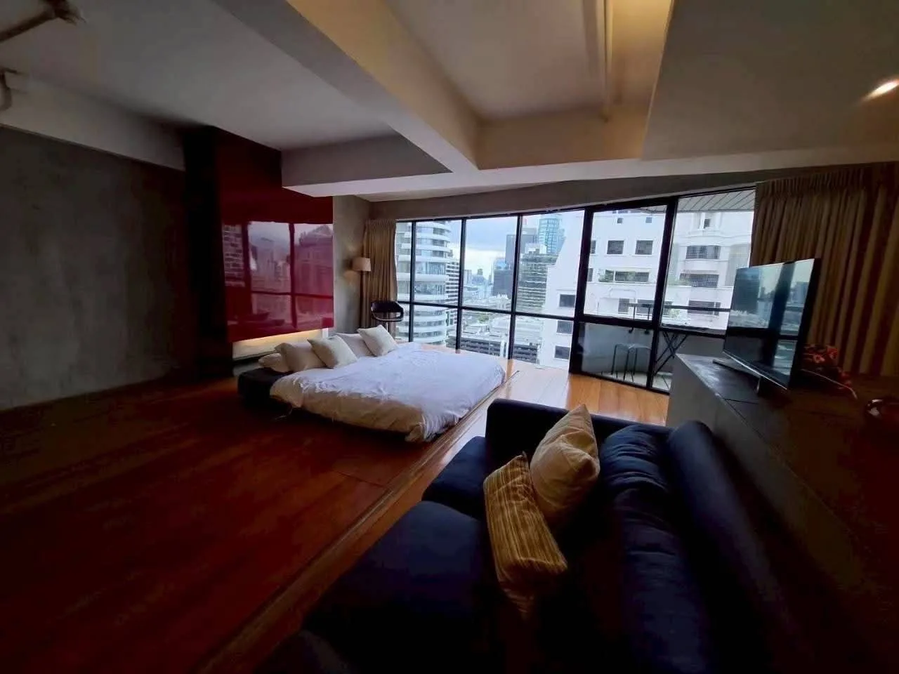 1 bedroom condo for rent in Rama 9 Bangkok - bathroom and modern finishes