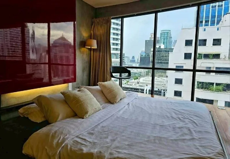 1 bedroom condo for rent in Rama 9 Bangkok - bathroom and modern finishes