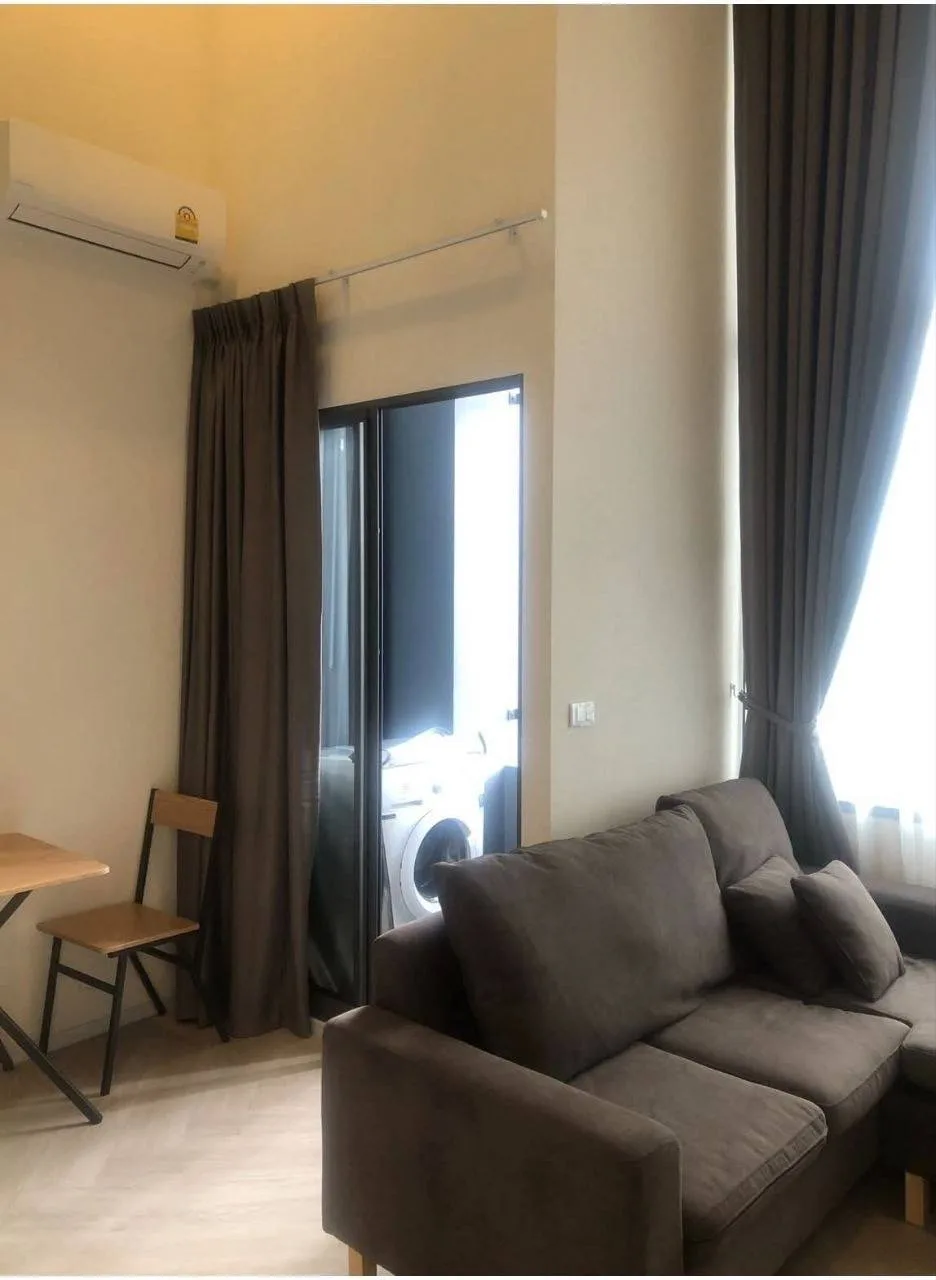 1 bedroom condo for rent in On Nut Bangkok - kitchen and dining area