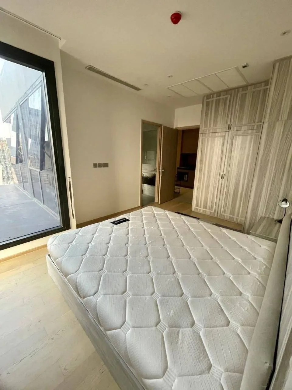 2 bedroom condo for rent in Rama 9 Bangkok - balcony perspective