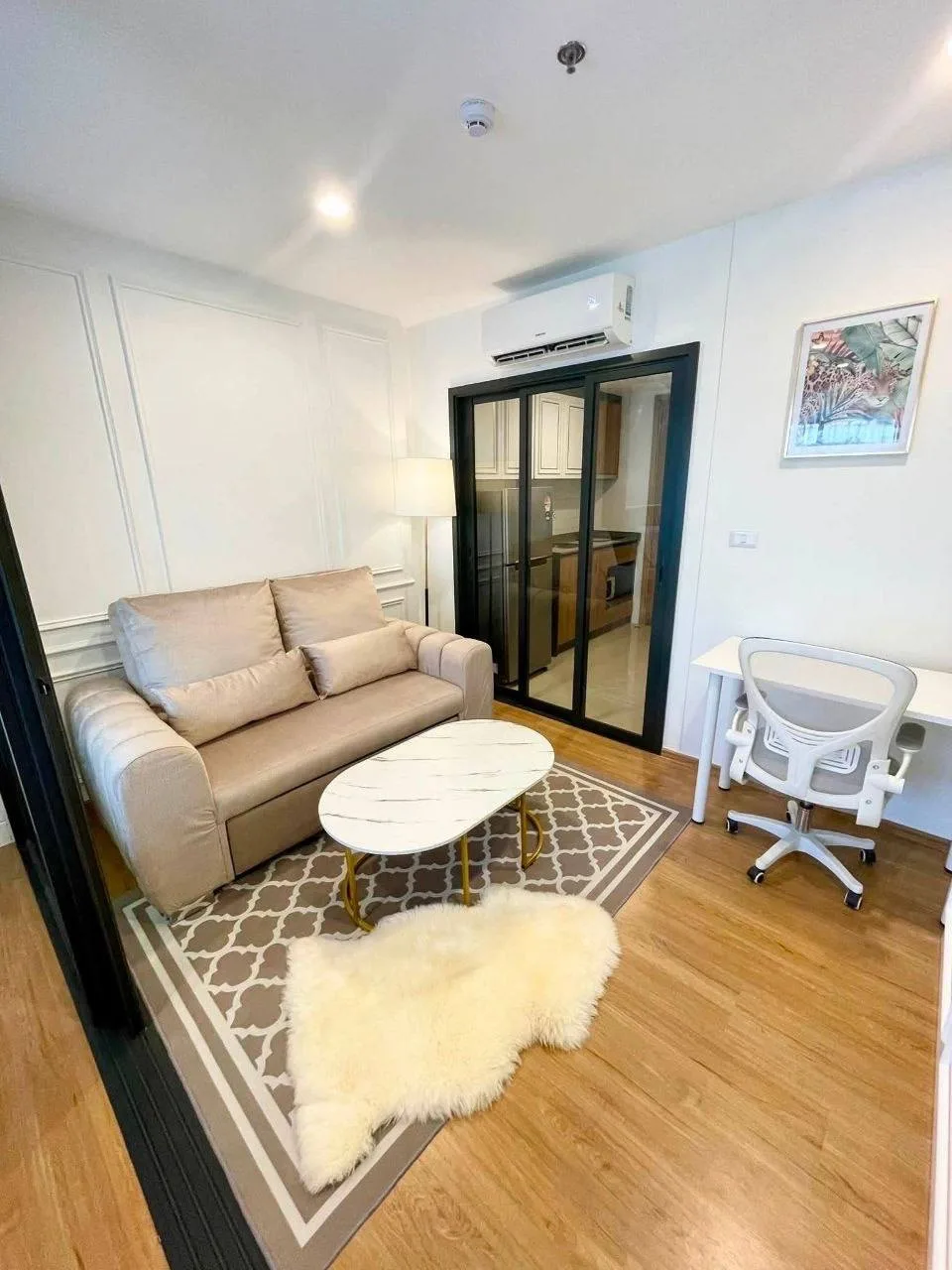 1 bedroom condo for rent in Chatuchak Bangkok - master bedroom interior