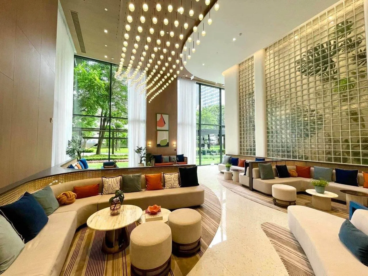 1 bedroom condo for rent in Chatuchak Bangkok - living room view