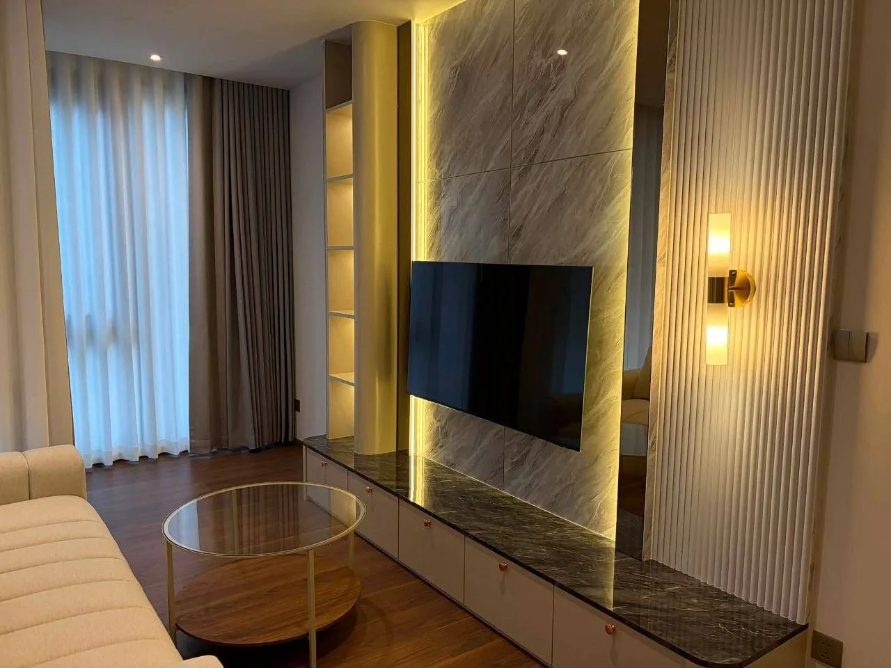 1 bedroom condo for rent in Thong Lo Bangkok - master bedroom interior