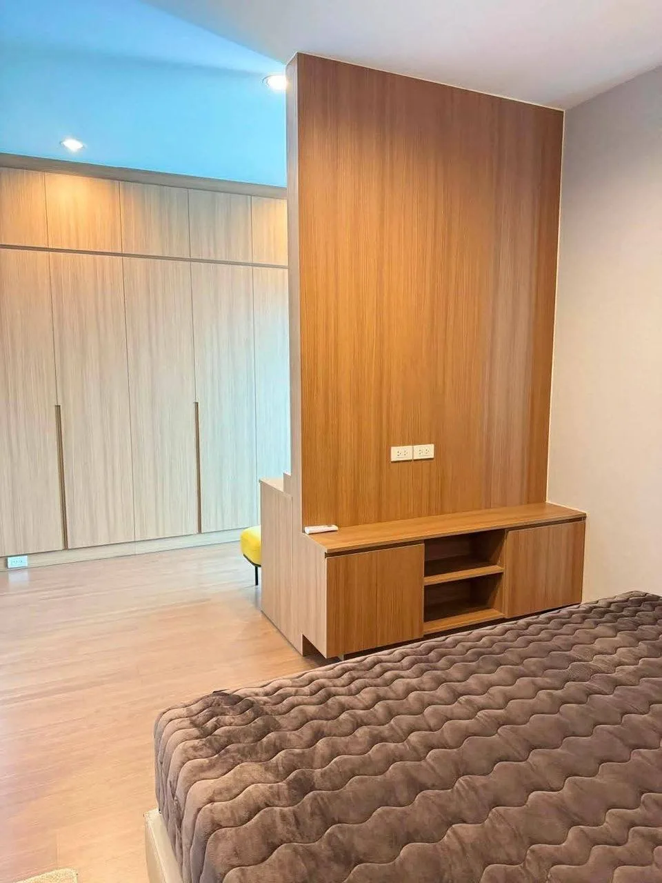 3 bedroom house for rent in Bang Na Bangkok - swimming pool and building amenities