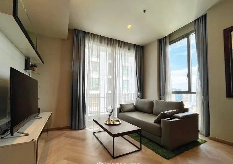 1 bedroom condo for rent in Thong Lo Bangkok - kitchen and dining area