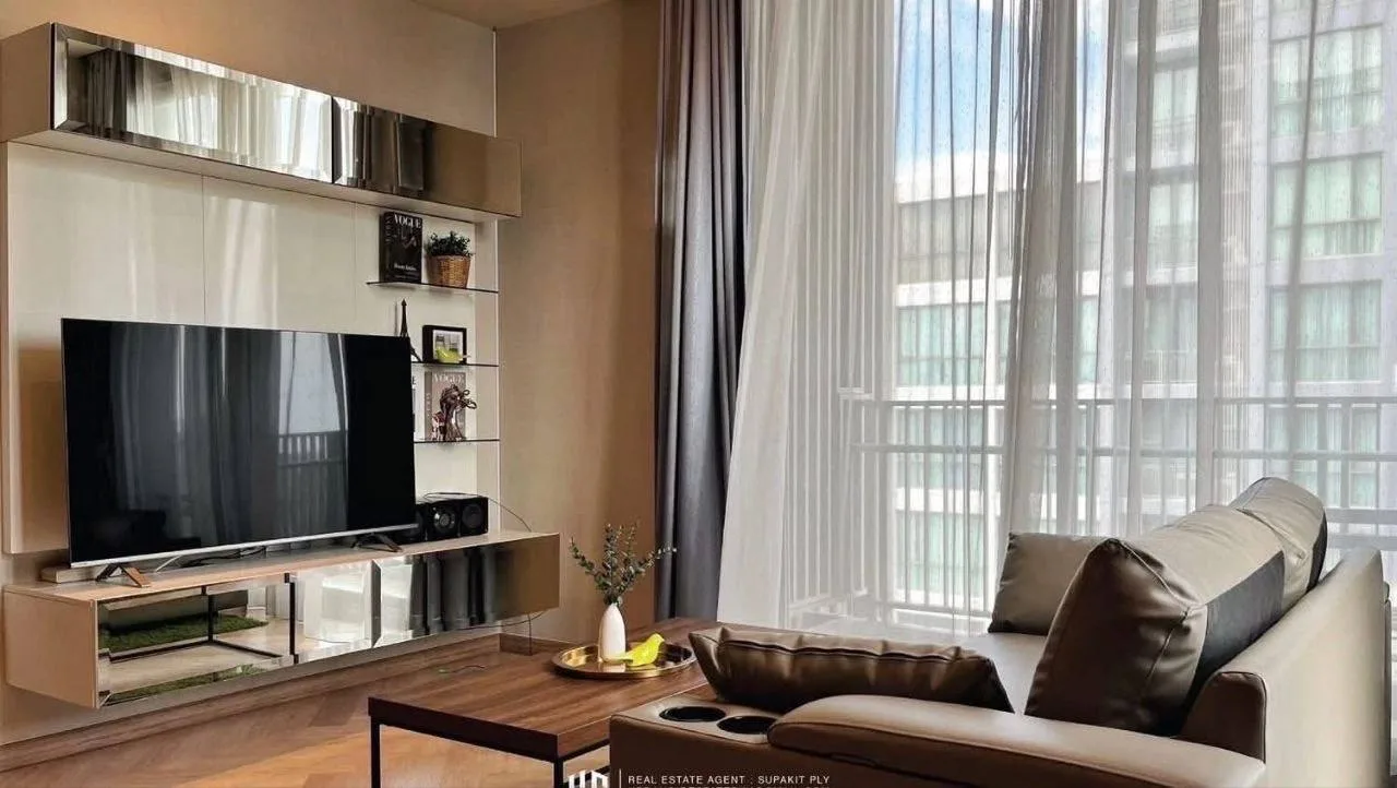 1 bedroom condo for rent in Thong Lo Bangkok - master bedroom interior