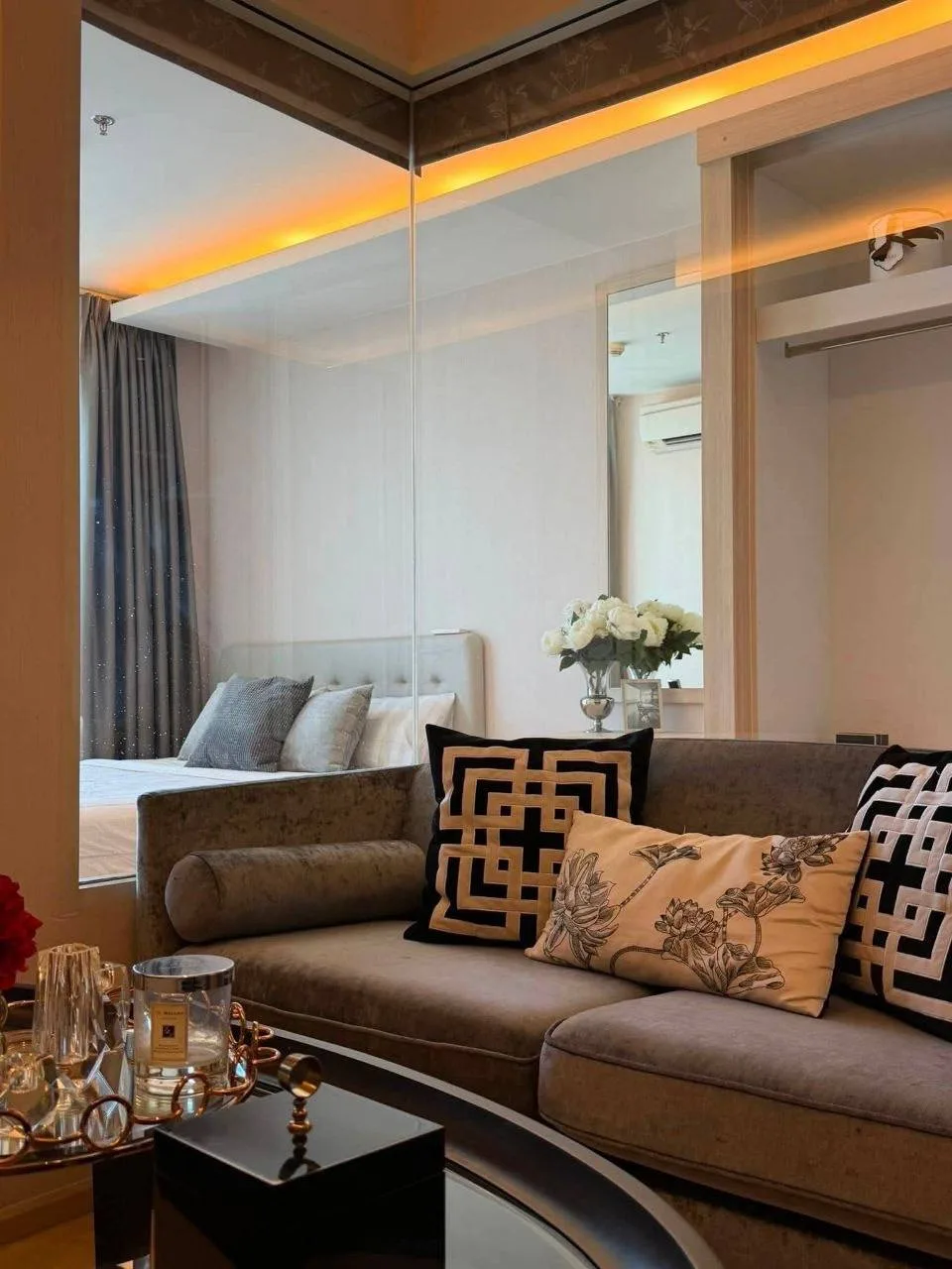 H43 Condo Sukhumvit 43 High Floor 1 Bed Corner View
