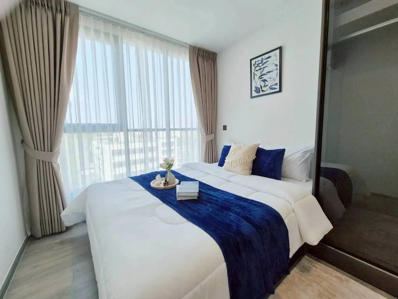 1 bedroom condo for rent in Ladprao Bangkok - master bedroom interior
