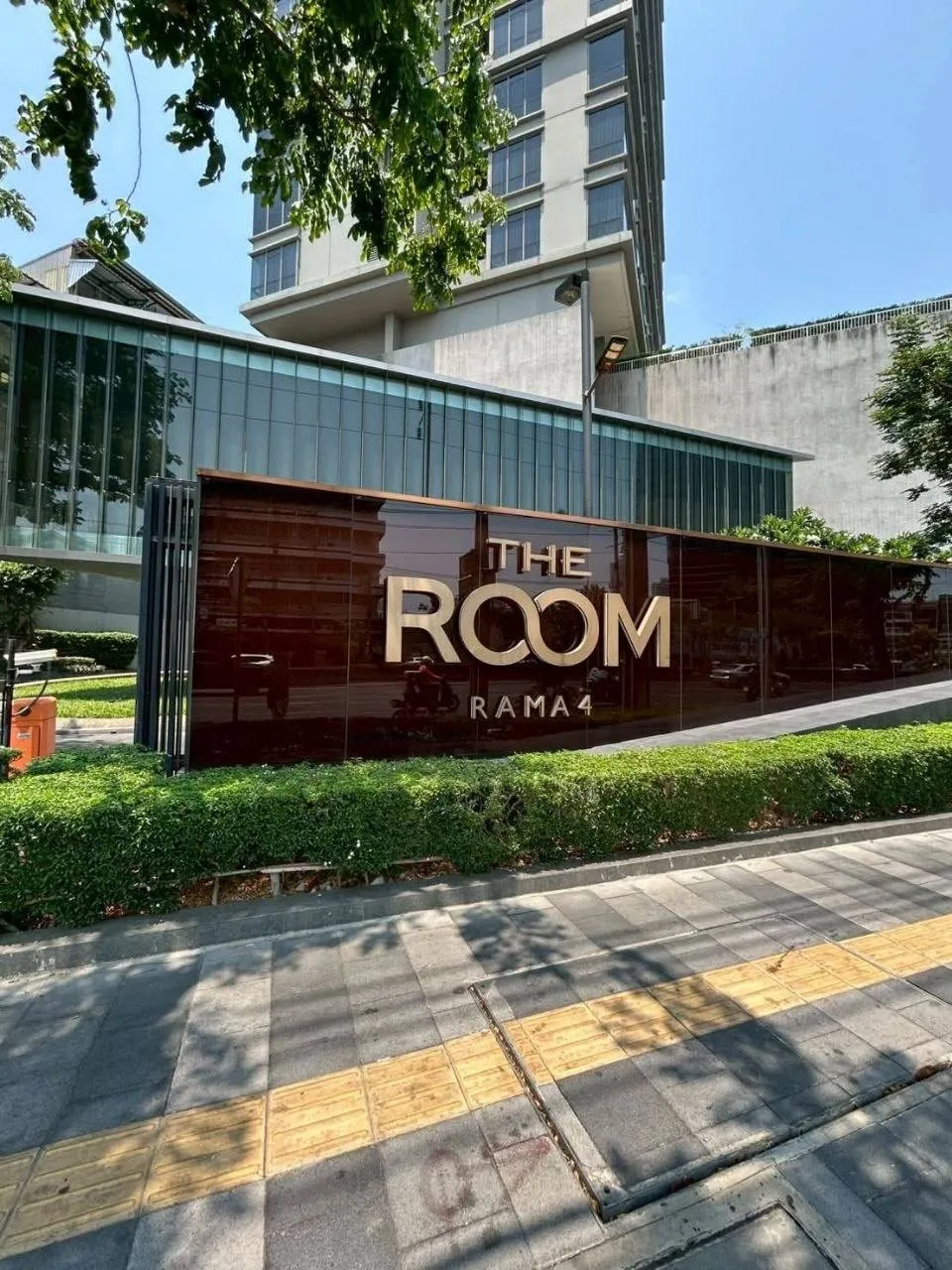 The Room Rama 4 1-Bedroom Condo for Rent and Sale