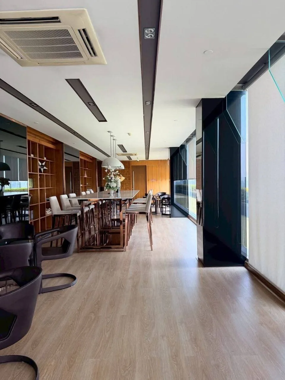 1 bedroom condo for rent in Rama 4 Bangkok - swimming pool and building amenities