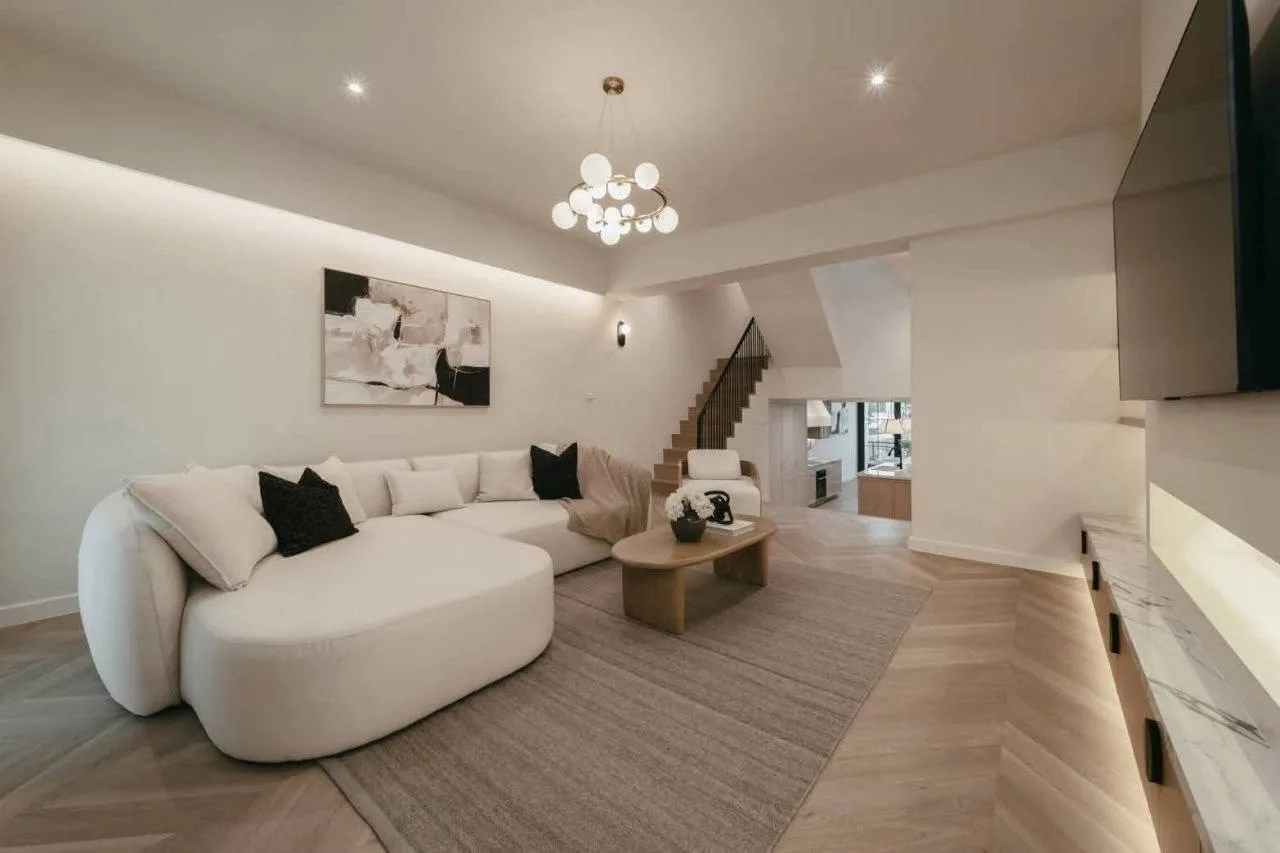 Ekkamai - Thonglor Private Luxury Townhouse for Rent