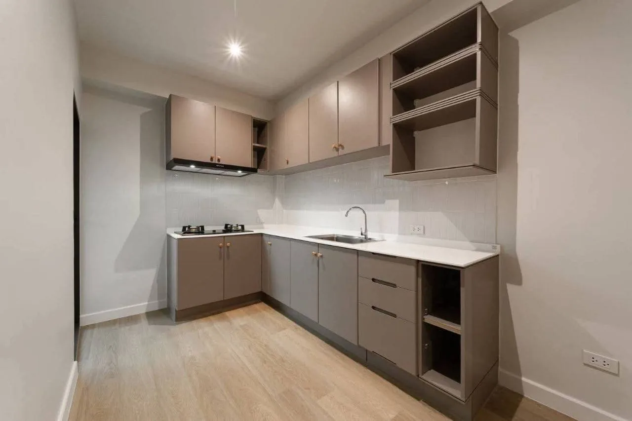 5 bedroom house for rent in Thong Lo Bangkok - living room view