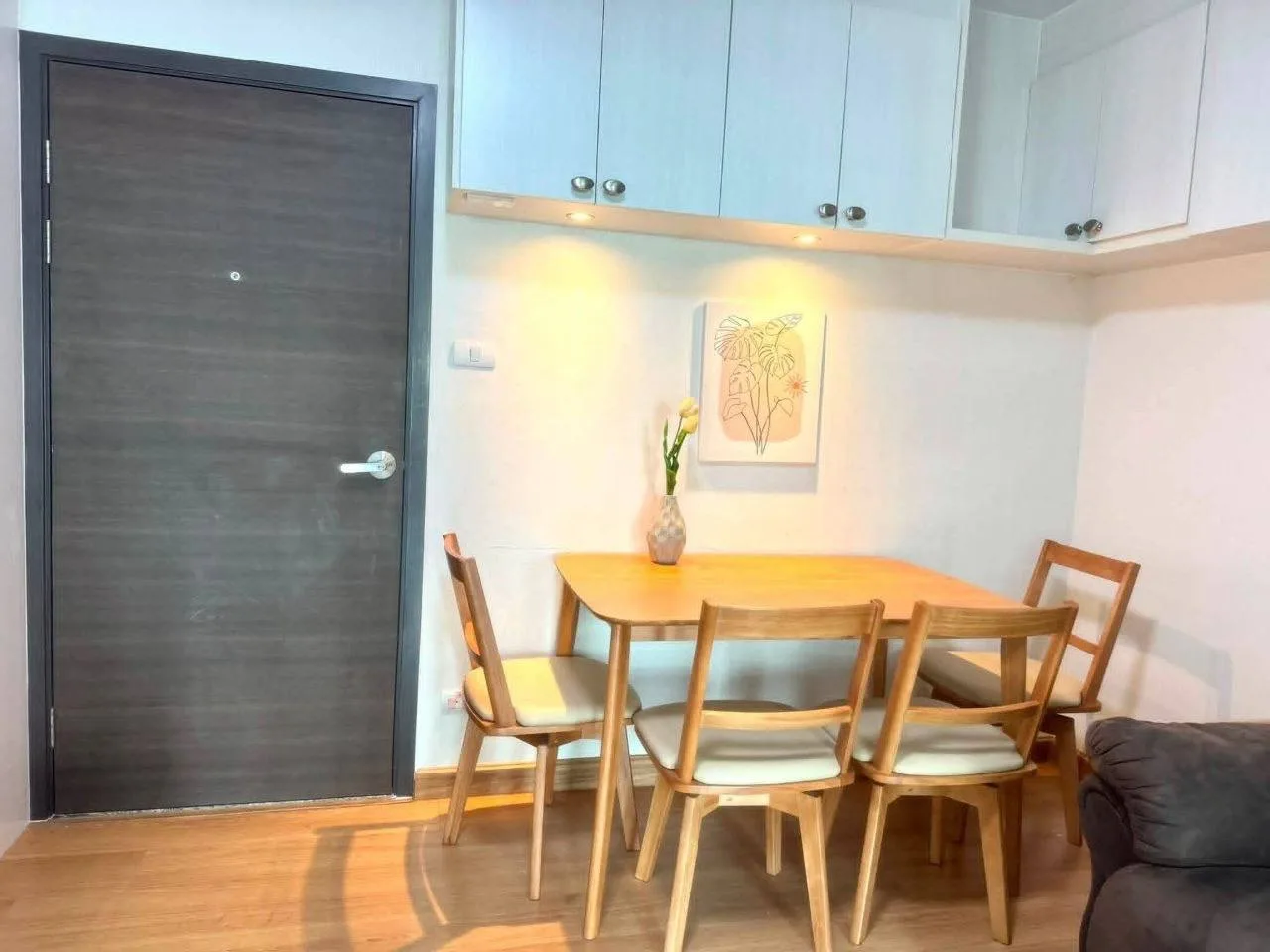 2 bedroom condo for rent in Sukhumvit Bangkok - swimming pool and building amenities