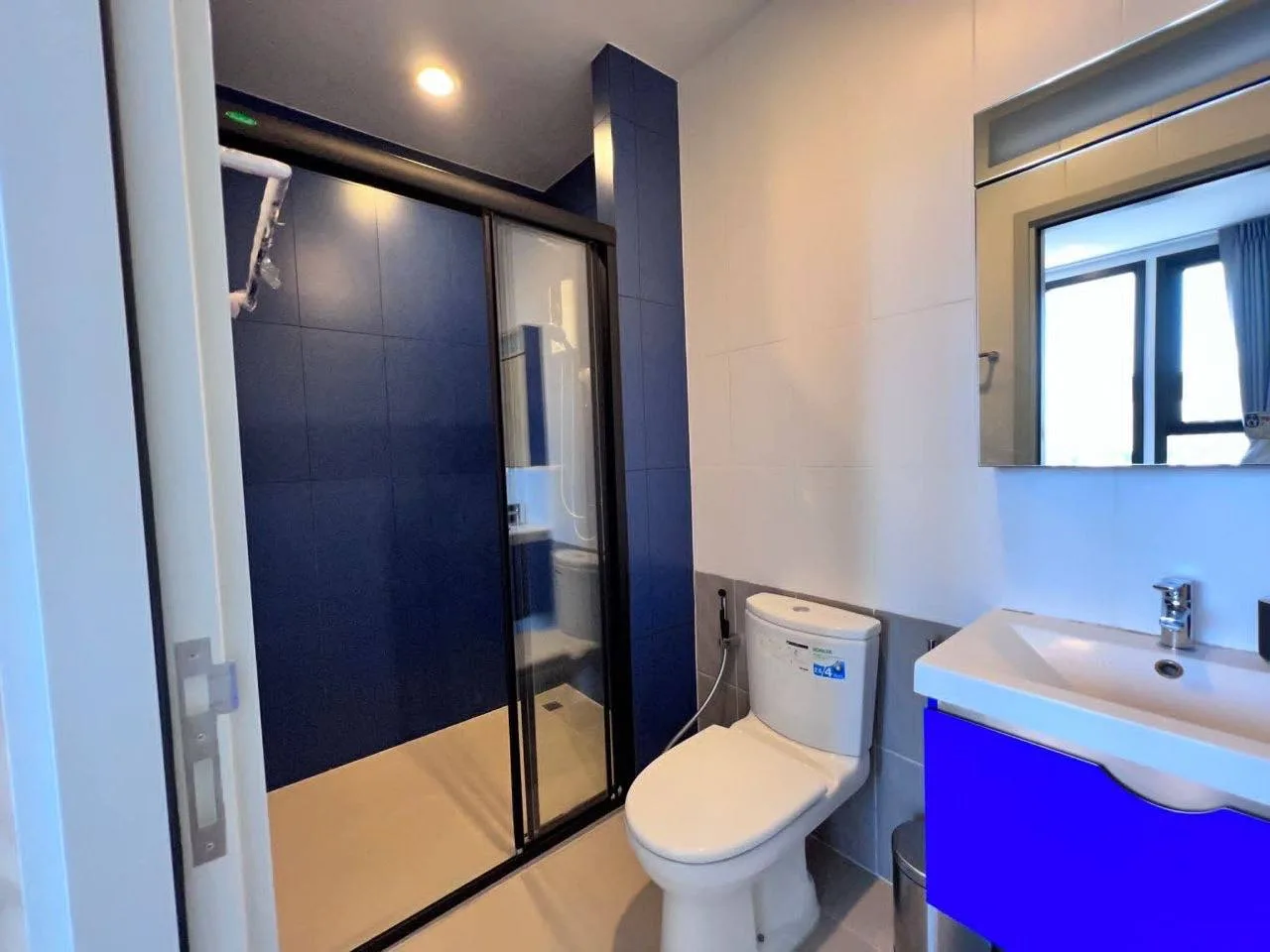1 bedroom condo for rent in Thong Lo Bangkok - living room view
