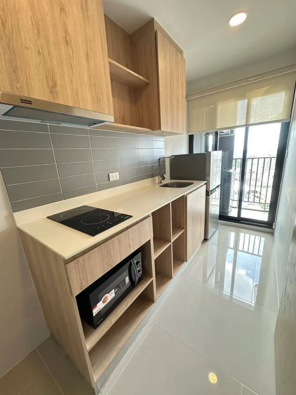 1 bedroom condo for rent in Ari Bangkok - master bedroom interior