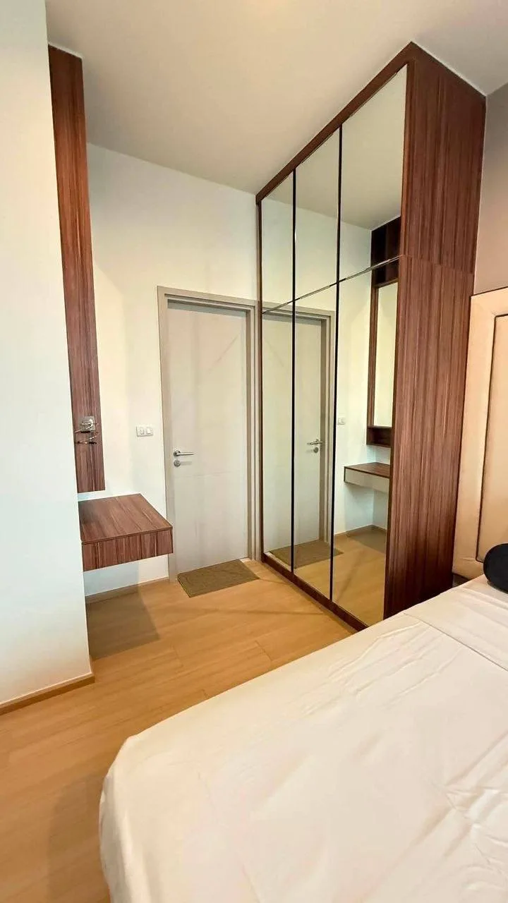 1 bedroom condo for rent in Thong Lo Bangkok - master bedroom interior