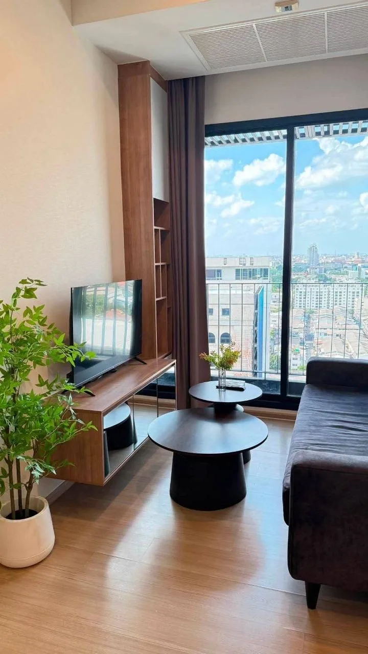 1 bedroom condo for rent in Thong Lo Bangkok - master bedroom interior