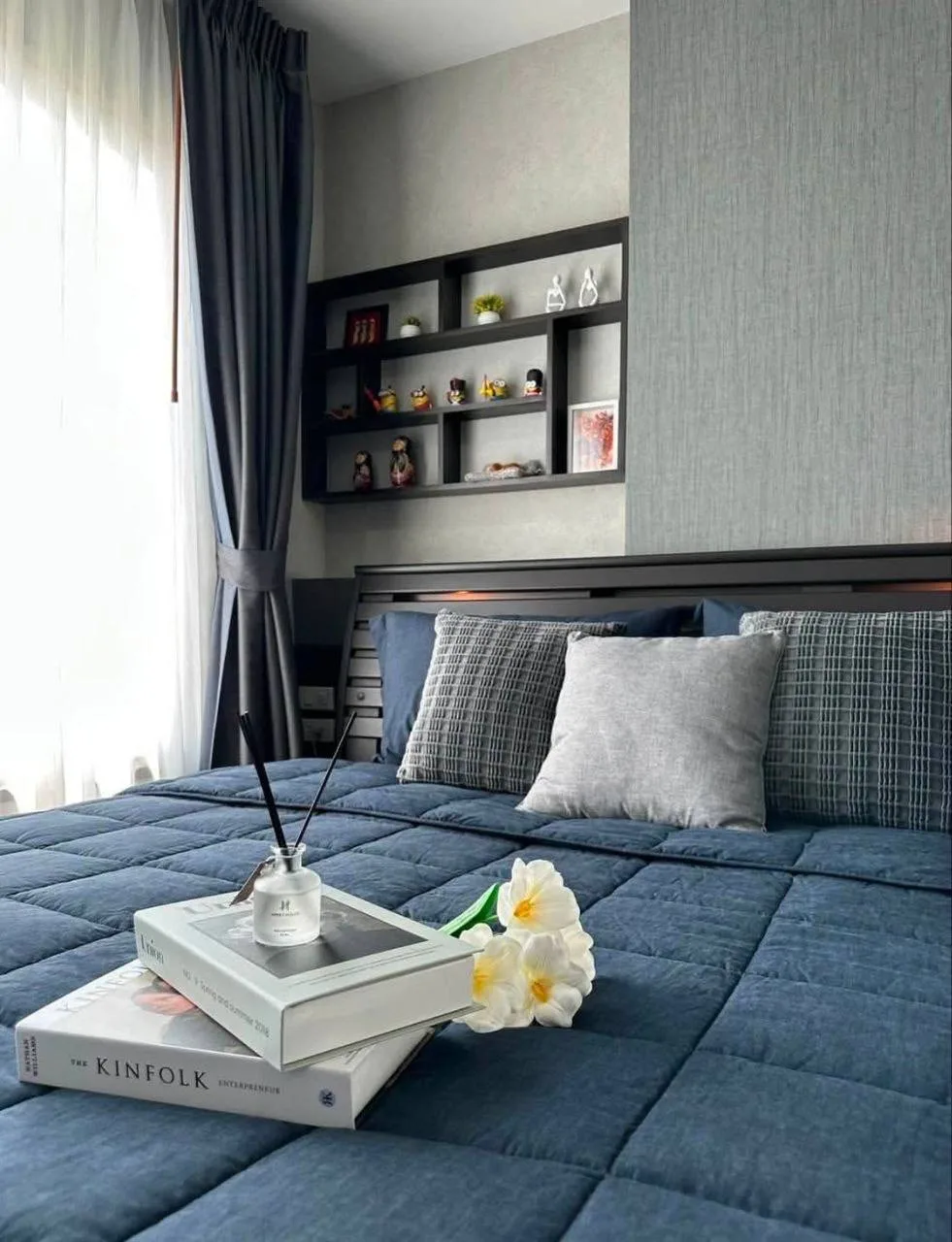1 bedroom condo for rent in Suan Luang - Hua Mak Bangkok - kitchen and dining area