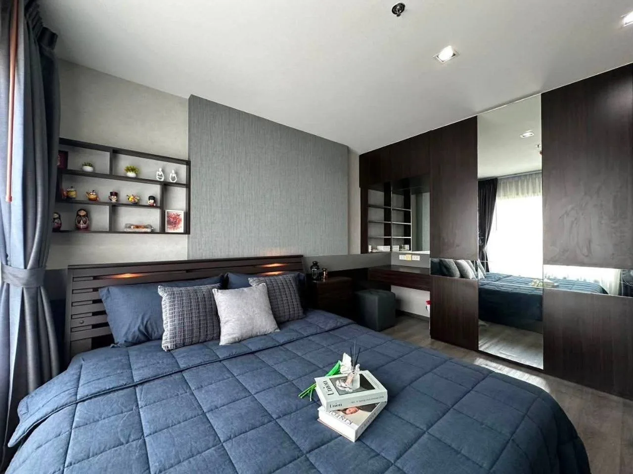 1 bedroom condo for rent in Suan Luang - Hua Mak Bangkok - living room view