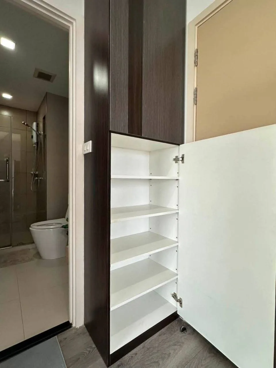 1 bedroom condo for rent in Suan Luang - Hua Mak Bangkok - swimming pool and building amenities