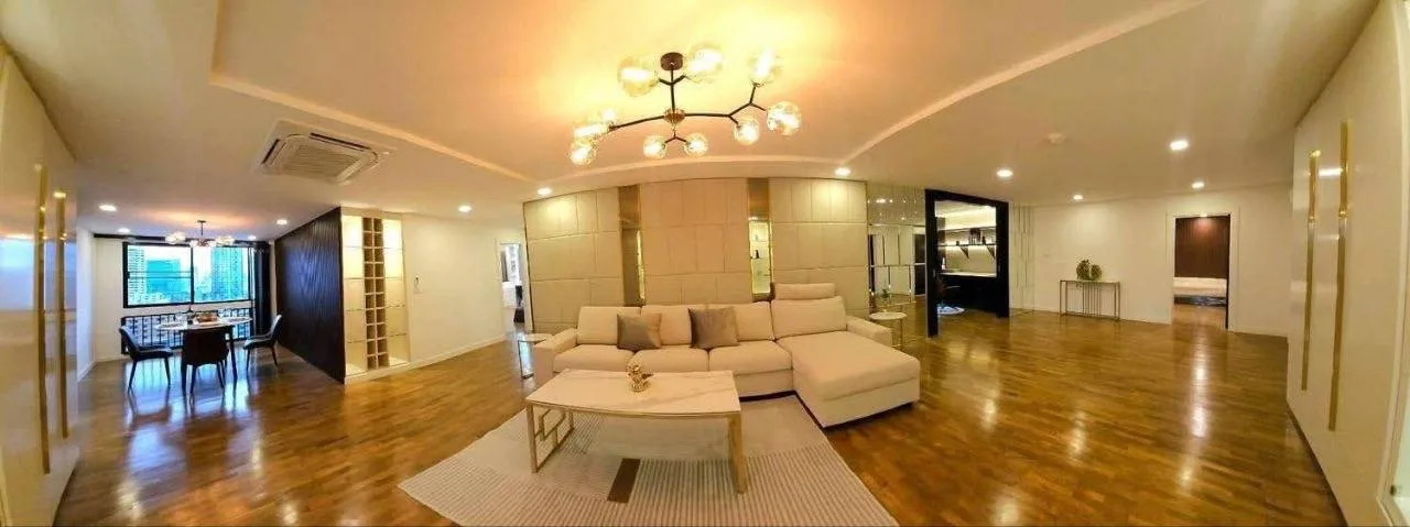 3 bedroom condo for rent in Sukhumvit Bangkok - master bedroom interior