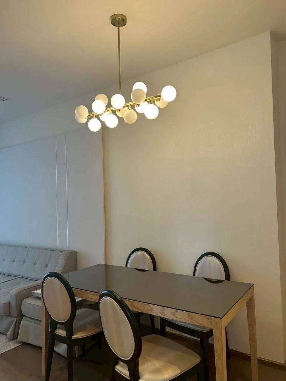 2 bedroom condo for rent in Sukhumvit Bangkok - bathroom and modern finishes