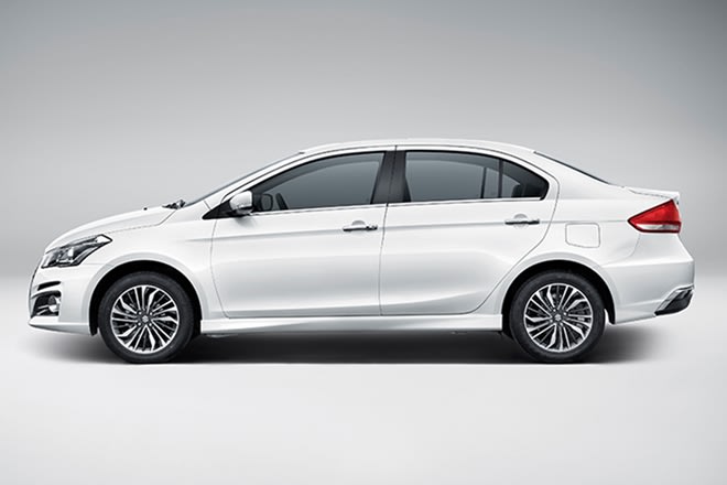 Book Maruti Suzuki Ciaz cab in Nagpur - Premium Sedan car rental - CK Cab Services