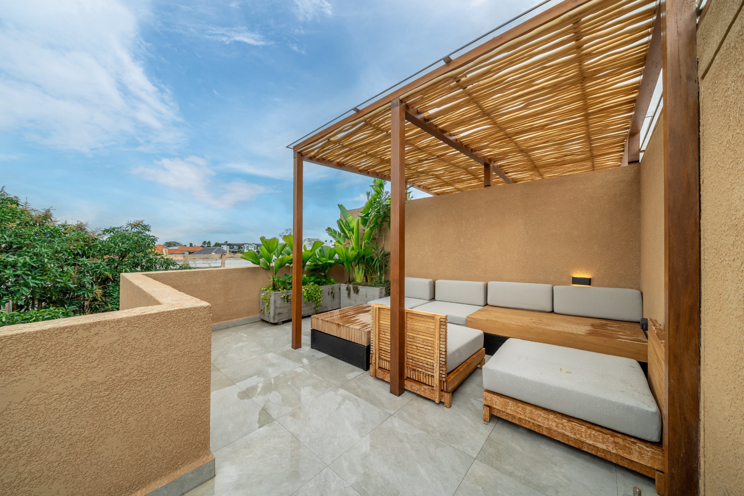 Villa Jumat 5