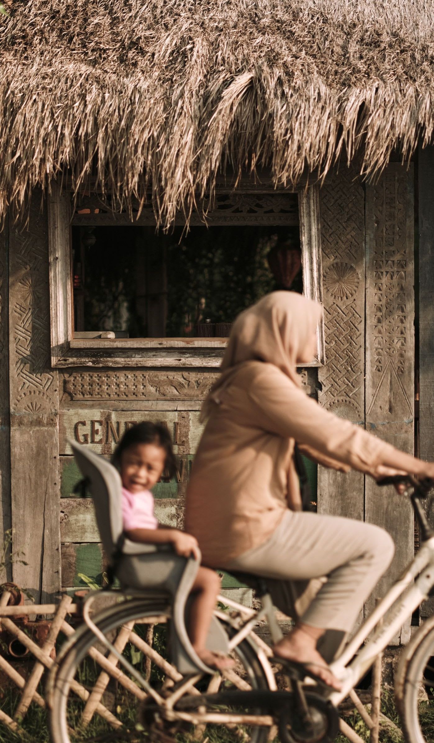 Bar main for desktop