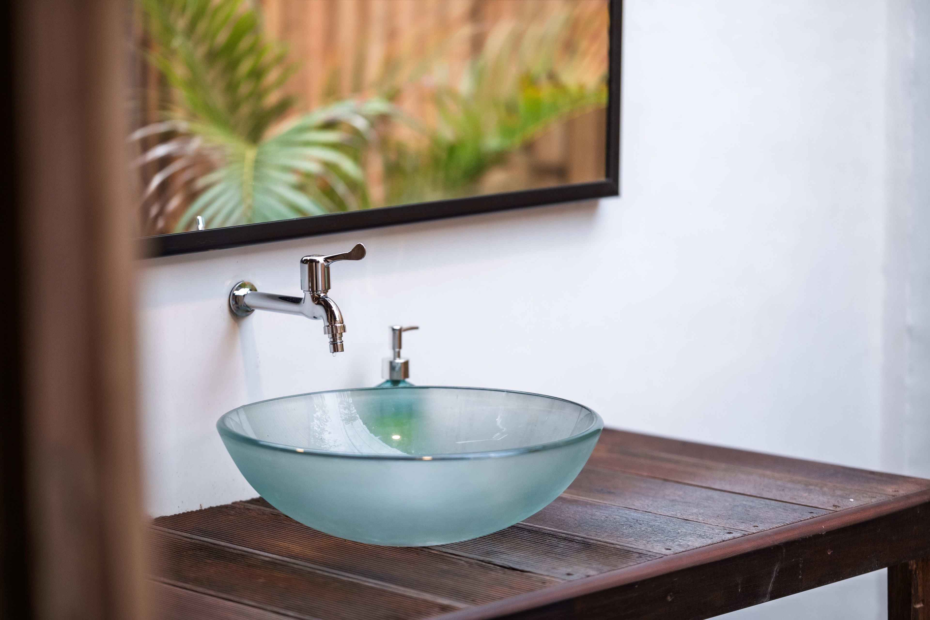 wastafel villa hantu