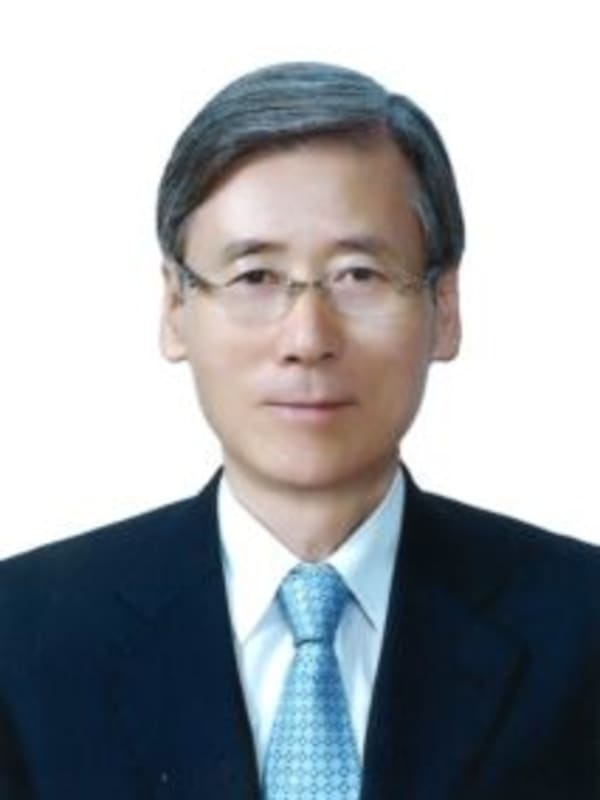 여상규 의원 사진