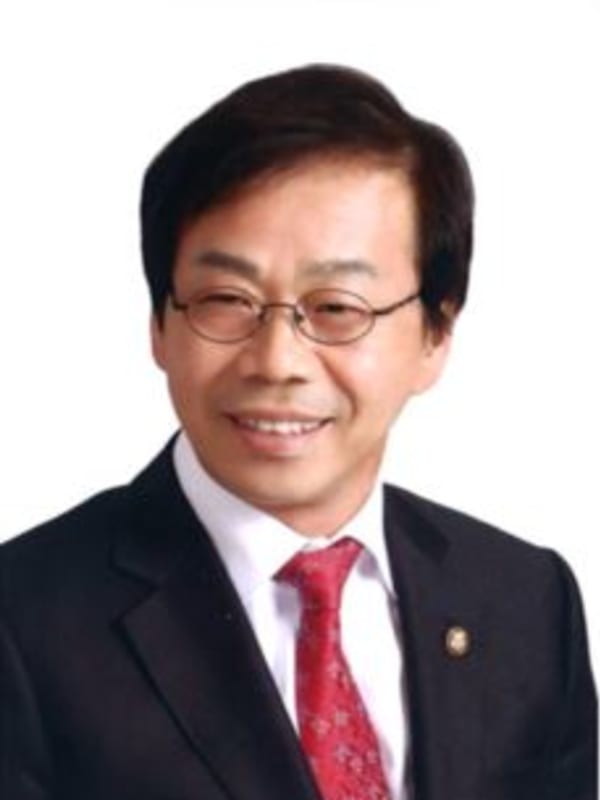 이완영 의원 사진