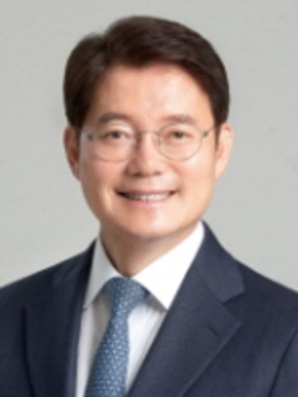 김수흥 의원 사진