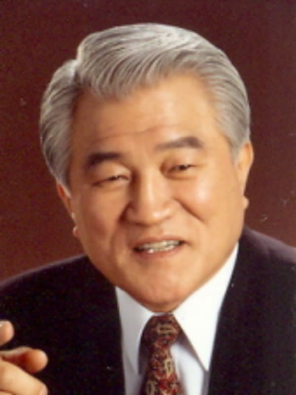 최형우 의원 사진