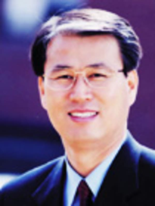 권오을 의원 사진
