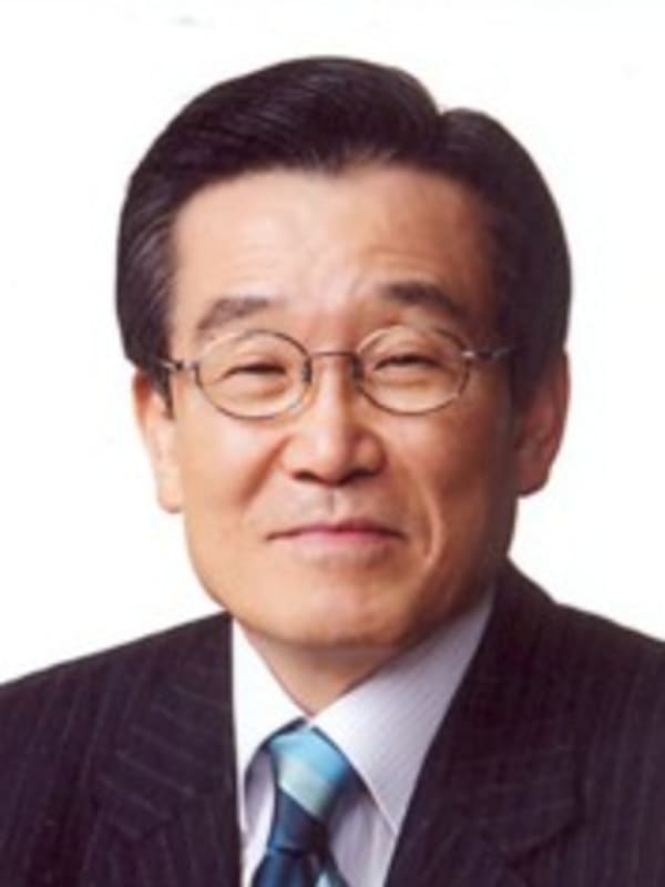 신건 의원 사진