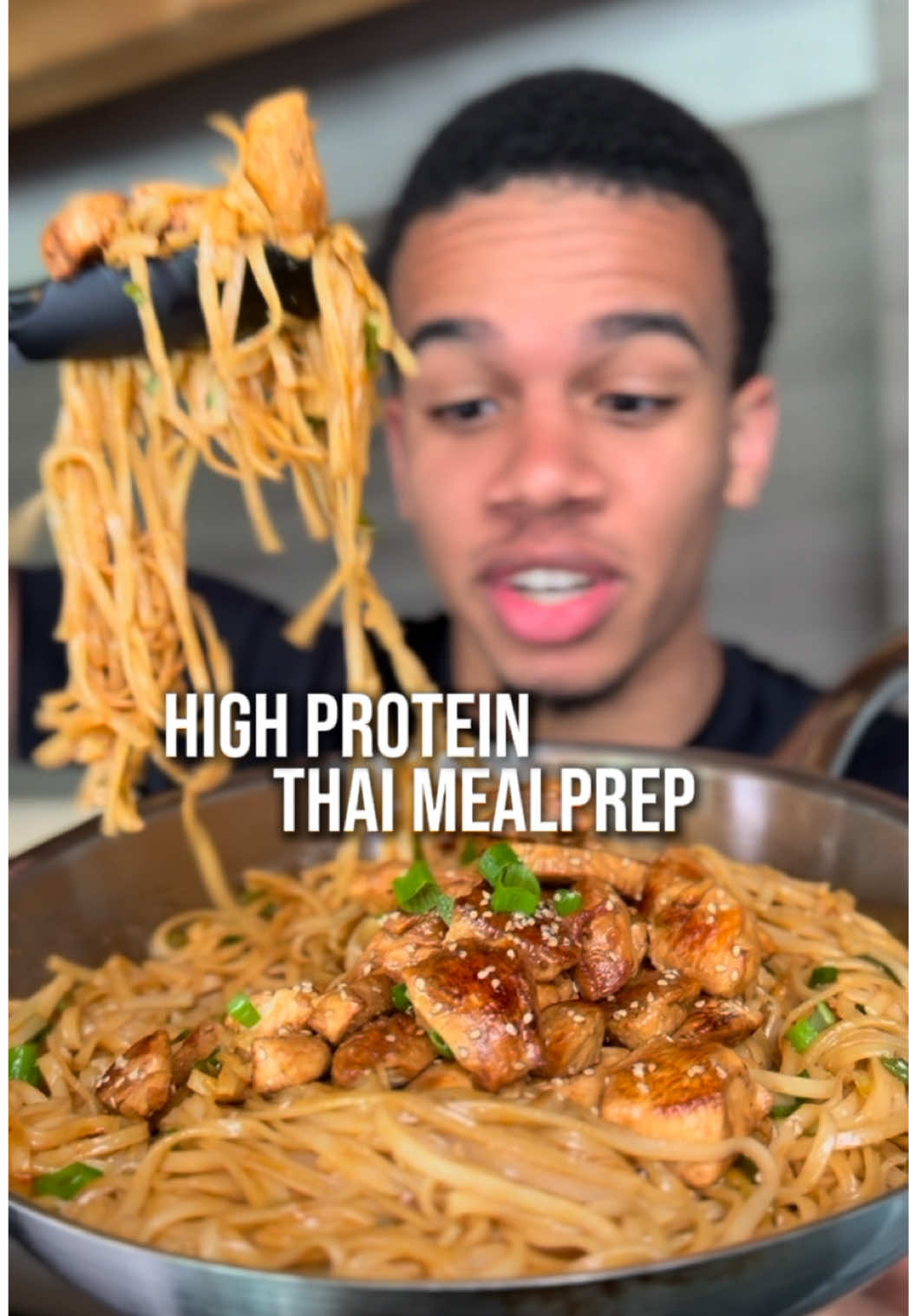 Thai Nudelpfanne mit Chicken