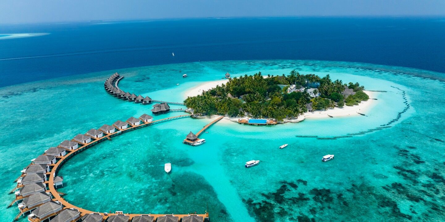 Maldives โ Pure Paradise on Earth ๐โจ