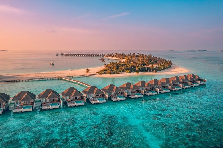 Maldives โ Where Dreams Meet the Ocean ๐