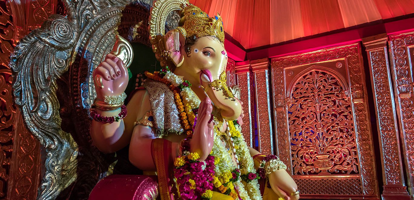 A beautiful idol of Lord Ganesha in India