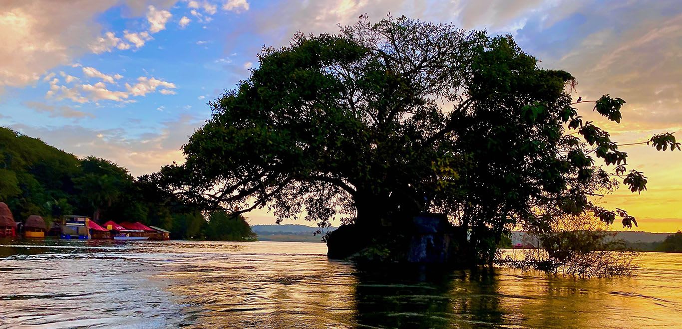 Source of The Nile., Nile Crescent, Uganda