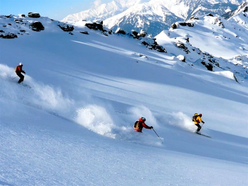 Skiing — Adventure / Snow Sports