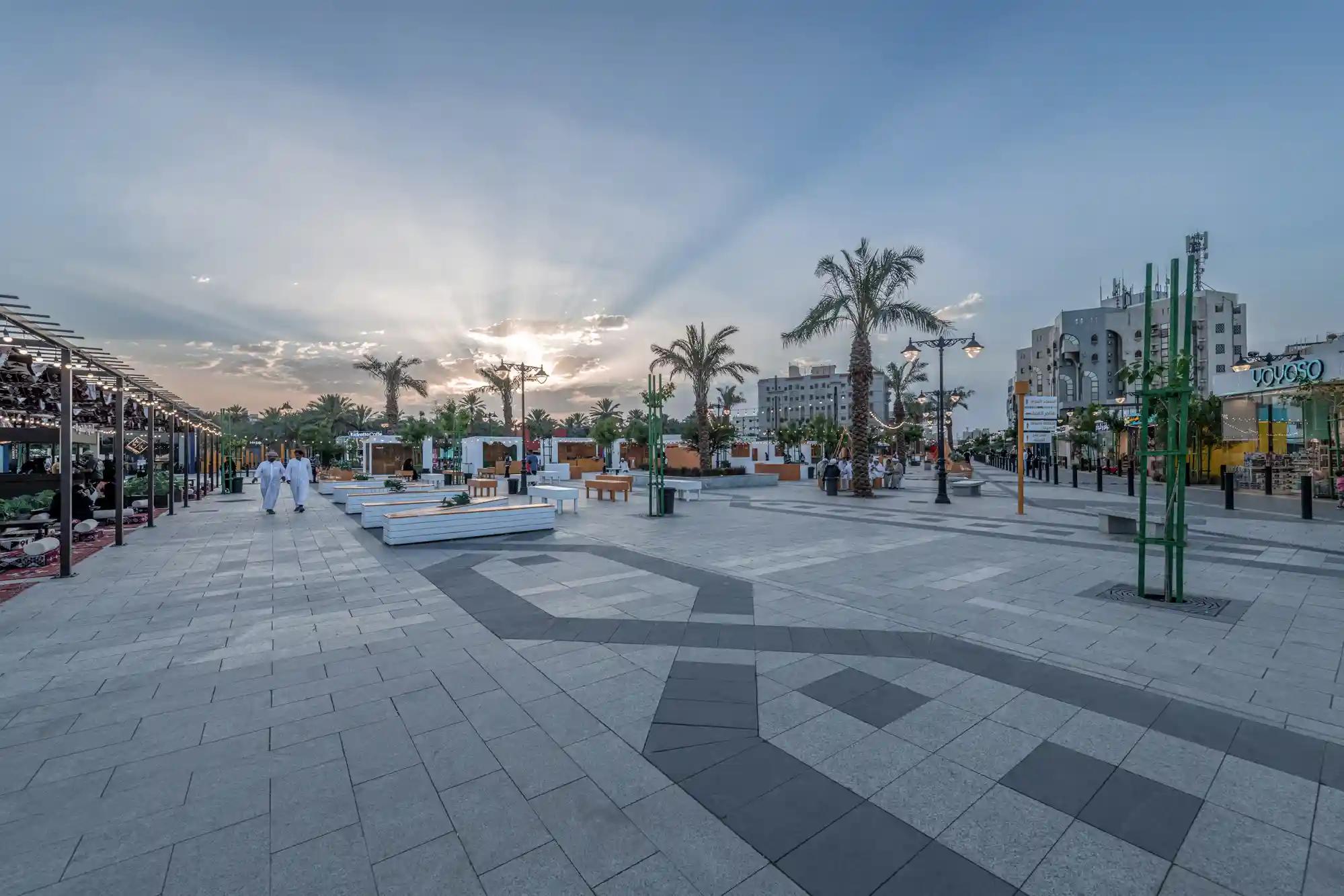 Medina: A tour with a route you design
