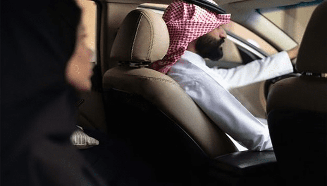 استئجار سيارة خاصة مع السائق للتوصيل من جدة الى المدينة المنورة