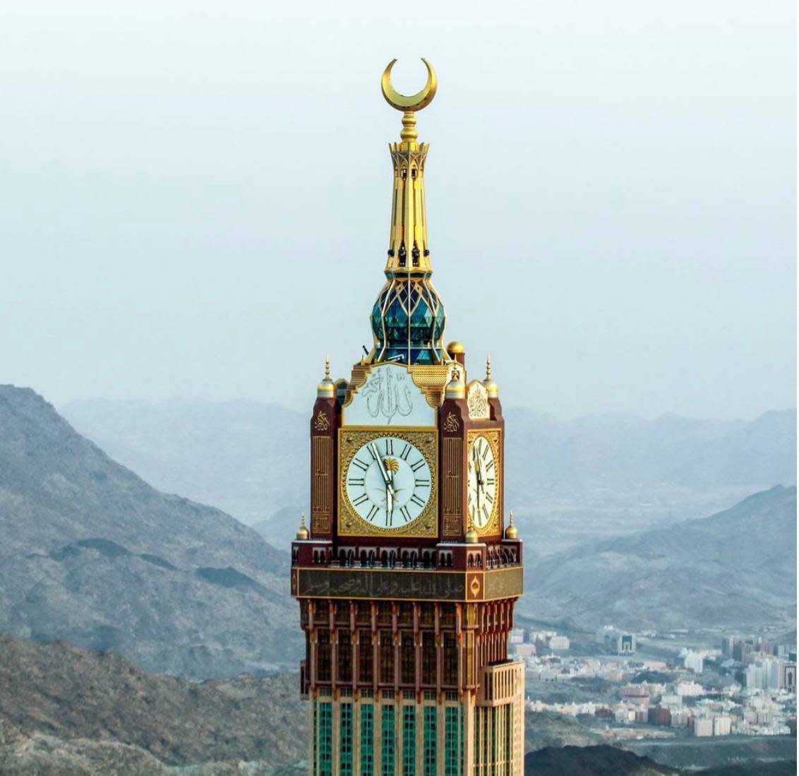 تذاكر دخول متحف برج الساعة والشرفة في مكة المكرمة