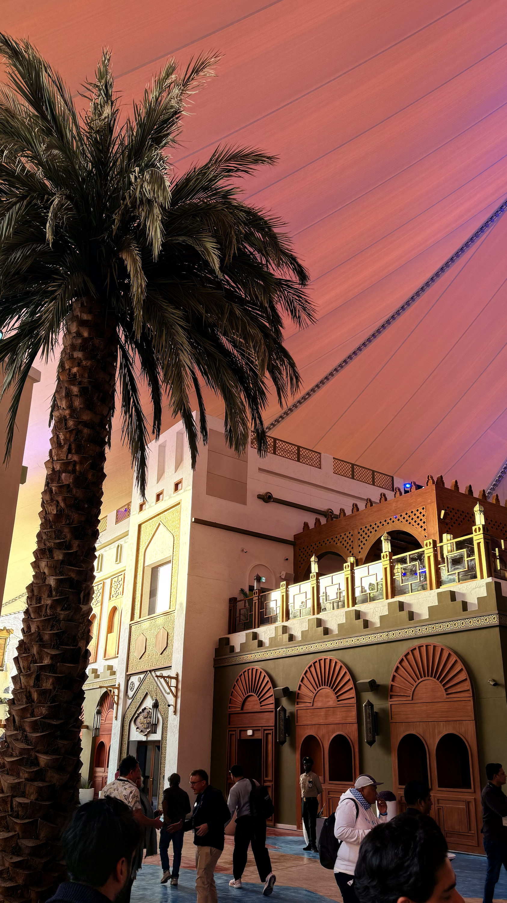 تذاكر سيكس فلاقز Six Flags القدية: الأسعار والمواعيد وطريقة الحجز