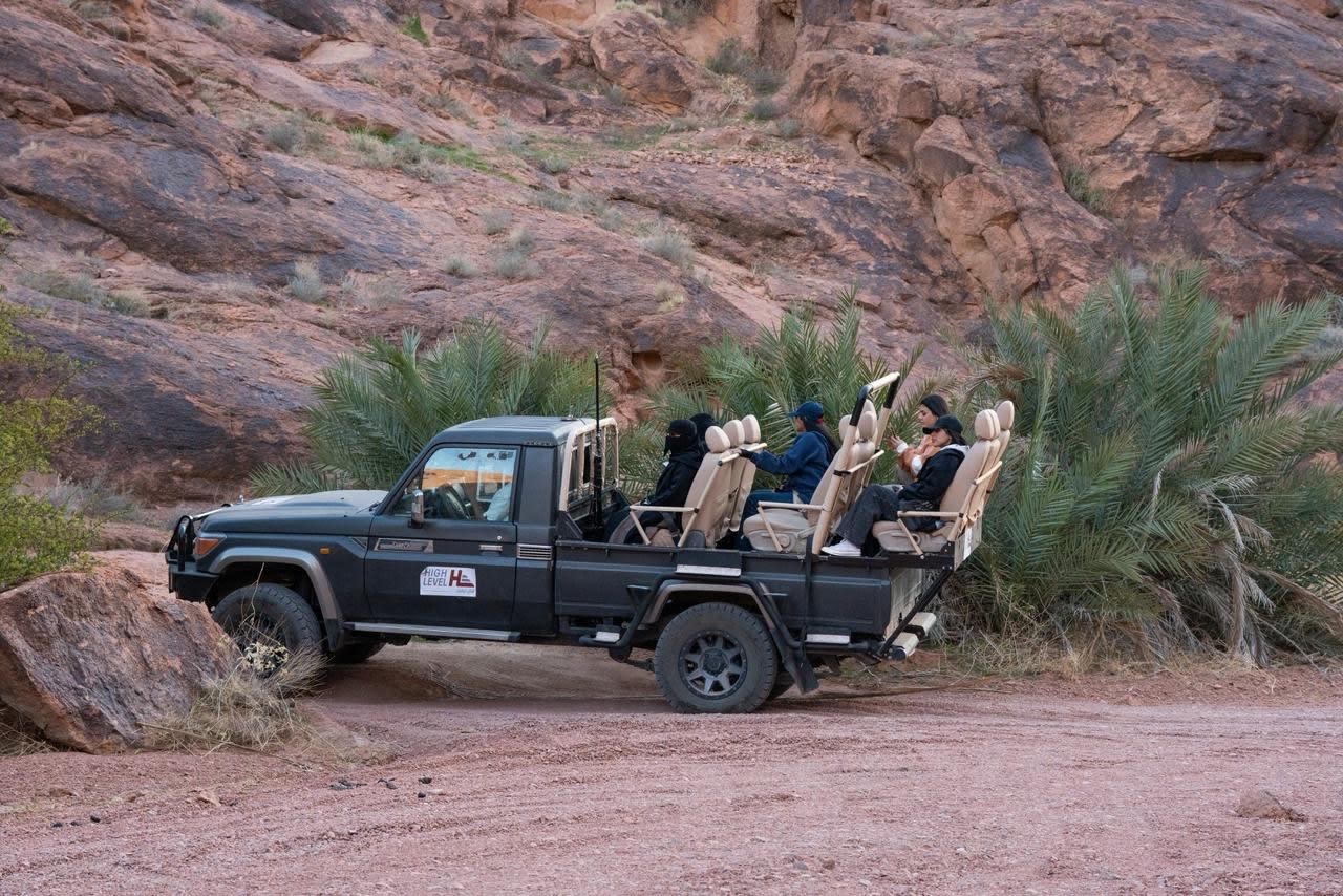 Safari experience among the mountains of Hail