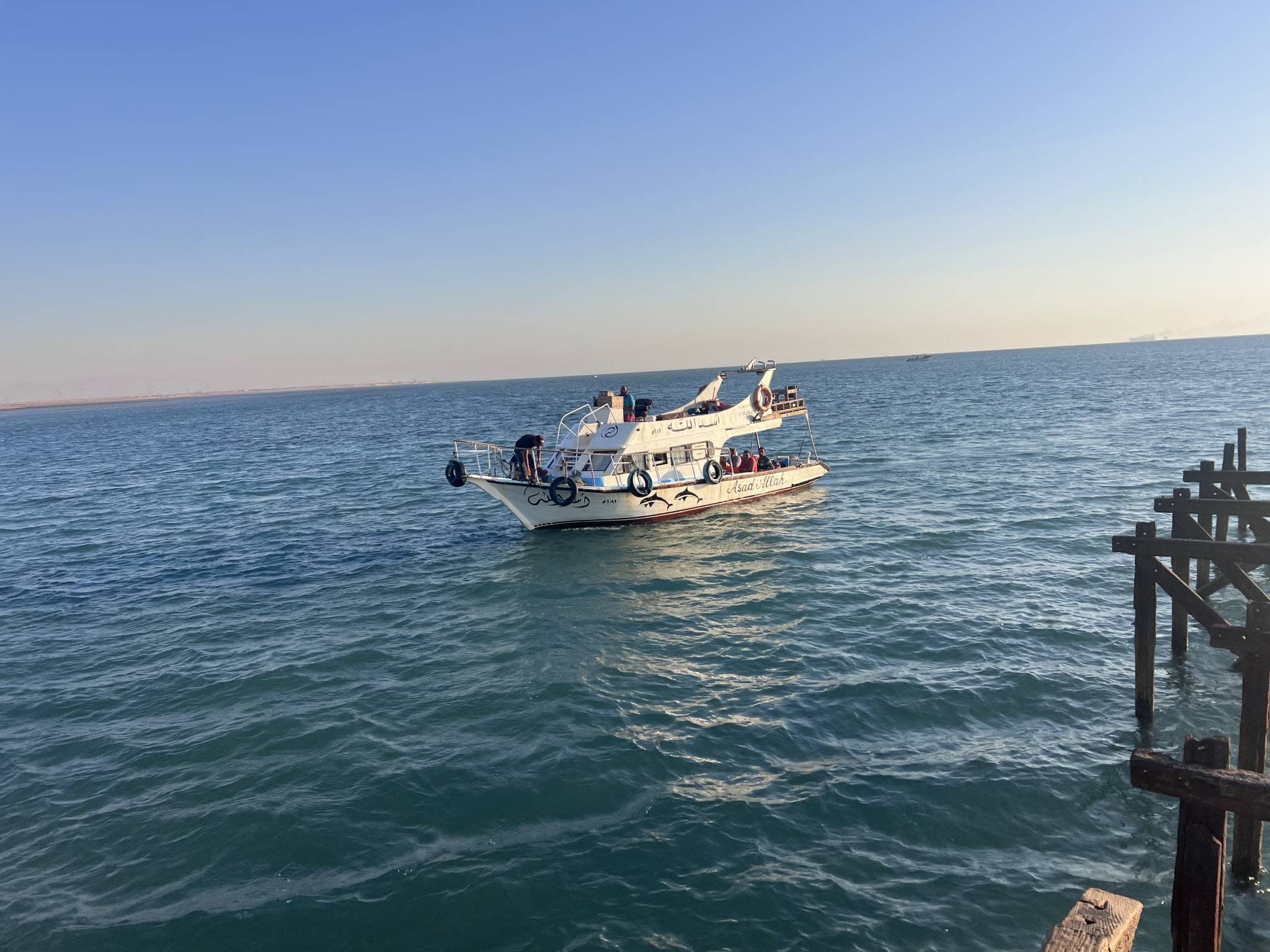 Djeddah : Sortie de pêche en groupe en bateau au milieu de la mer Rouge