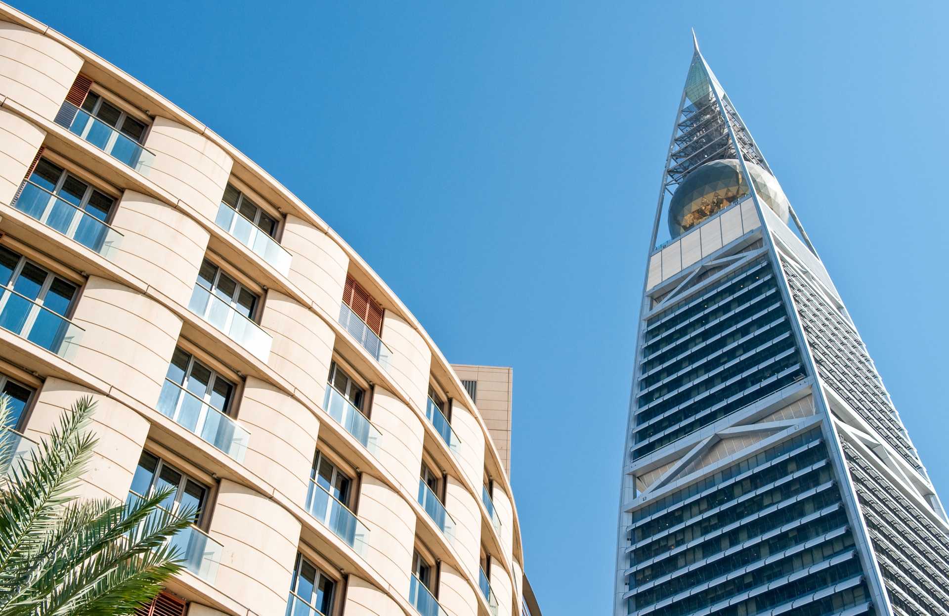 الرياض: تذكرة دخول برج الفيصلية بإطلالة بانورامية على الرياض