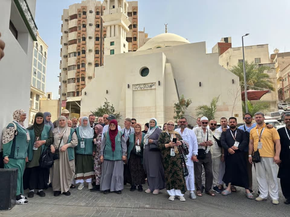 رحلة إلى المعالم النبوية بالقرب من المسجد الحرام
